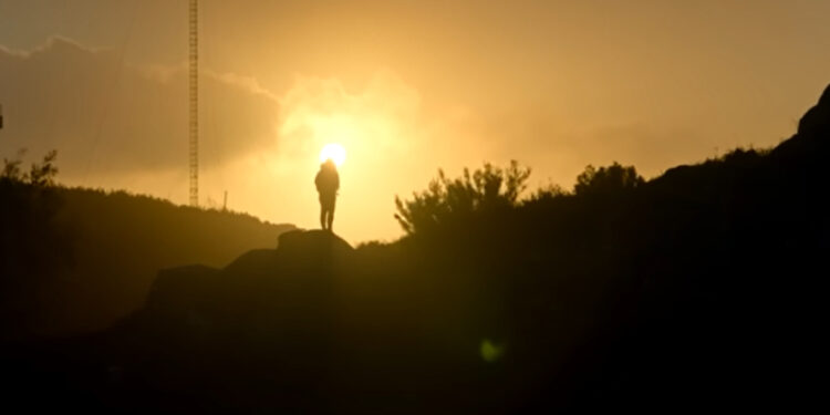 Alldaynews.gr Ο Νευροχειρούργος του Χάρβαρντ και η μεταθανάτια εμπειρία του. Υποστηρίζει ότι πήγε στον παράδεισο και ότι υπάρχει Θεός