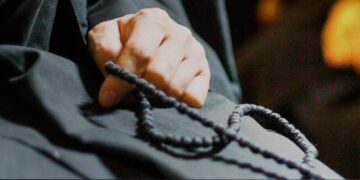 Alldaynews.gr Τί είναι και τί κάνει το κομποσκοίνι!!