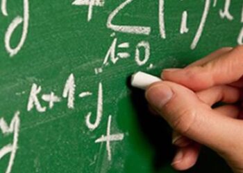 Ένα μαθηματικό τρικ που θα σας ενθουσιάσει: Βρίσκει την ηλικία και το νούμερο παπουτσιού σας