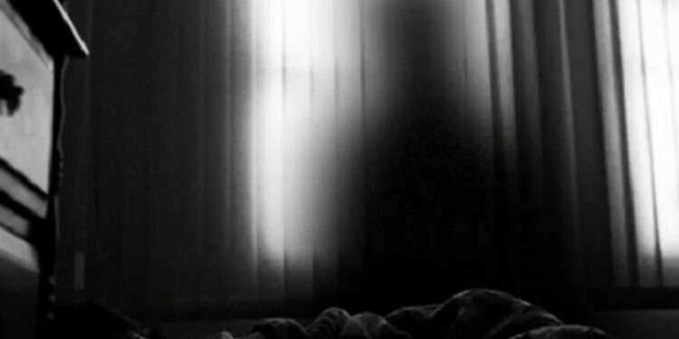 Έχετε ξυπνήσει ποτέ το Βράδυ και δεν μπορούσατε να Κουνηθείτε; Δείτε τι σημαίνει…