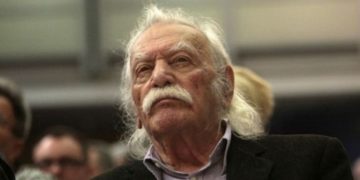 Alldaynews.gr Στο νοσοκομείο «Σωτηρία» ο Μ. Γλέζος