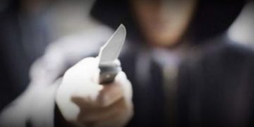 Alldaynews.gr Ραντεβού για ξύλο σε Δημοτικό Σχολείο. Μαχαιρωμένος και στο χειρουργείο ένας 24χρονος