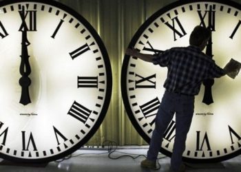Η αλλαγή της ώρας προκαλεί σύγχυση στο σώμα και κινδύνους για την υγεία