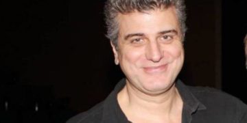 Alldaynews.gr Βλαδίμηρος Κυριακίδης: Πώς ήταν αγνώριστος πριν 34 χρόνια σε πασίγνωστη ταινία του Hollywood!!