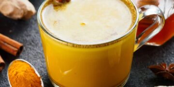 Χρυσό γάλα, ένα ισχυρό αντιφλεγμονώδες – Αντικαρκινικό ελιξήριο!