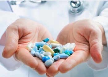 Δείτε ποιοι  ΑΝΑΣΦΑΛΙΣΤΟΙ δικαιούνται δωρεάν φάρμακα και νοσηλεία με το «παράλληλο πρόγραμμα»! Όλη η λίστα