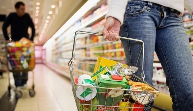 Ανατιμήσεις σε βασικά αγαθά φέρνει η αύξηση του ΦΠΑ στο 24%