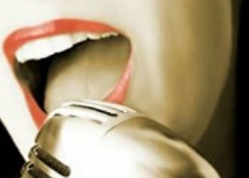 Τραγουδίστρια «κράζει» την ερωμένη του πατέρα της: «Αν θες μια πίπ@ πάρε σ’ αυτό το νούμερο»!