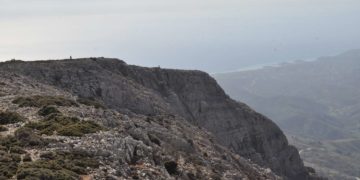 Alldaynews.gr Την εν διαστάσει σύζυγό του επιχείρησε να ρίξει από γκρεμό 45χρονος!