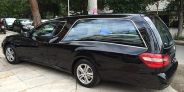 Σταμάτησαν να πάρουν ΝΕΚΡΟ και έφαγαν κλήση!!