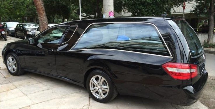 Σταμάτησαν να πάρουν ΝΕΚΡΟ και έφαγαν κλήση!!