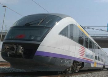 ΕΚΤΑΚΤΟ: Εκτροχιάστηκε βαγόνι του προαστιακού στο αεροδρόμιο!