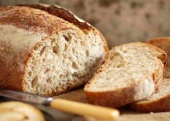 Τι θα σας συμβεί αν σταματήσετε να τρώτε λευκό ψωμί!