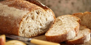 Τι θα σας συμβεί αν σταματήσετε να τρώτε λευκό ψωμί!