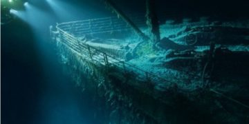 «Στοιχειωμένες» φωτογραφίες του Τιτανικού λίγα μόλις λεπτά μετά την ανεύρεση του [photos]