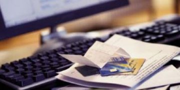Alldaynews.gr ΠΡΟΣΟΧΗ ΑΠΑΤΗ: Ζητούσαν χρήματα στο διαδίκτυο για μωράκι με καρκίνο! Με χειροπέδες το ζευγάρι