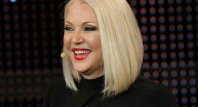 Alldaynews.gr Από το κακό στο χειρότερο! Άσχημα τα νέα για την Ρούλα Κορομηλά