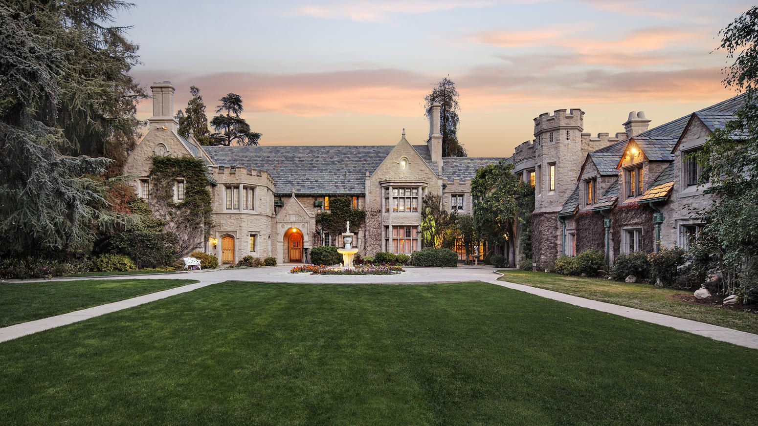 la-fi-hotprop-playboy-mansion-for-sale-2016011-007