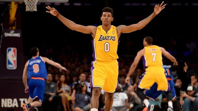 Nick-Young-returning-Lakers-at-Hawks