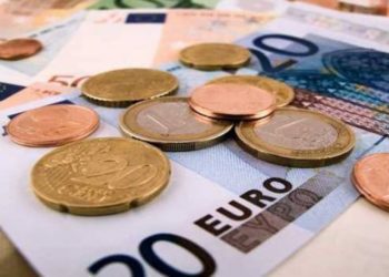 Ποιοι δικαιούνται επίδομα από 200 ευρώ το μήνα σε 30 δήμους της χώρας