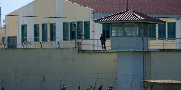 Alldaynews.gr Αιματηρή συμπλοκή στις φυλακές Τρικάλων