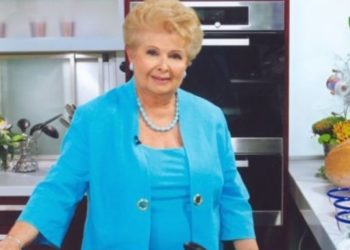 Alldaynews.gr ΑΠΙΣΤΕΥΤΗ ΚΑΤΗΓΟΡΙΑ από την Βέφα Αλεξιάδου για ΑΝΤ1 – Πόσα λεφτά της έδωσαν σε 12 χρόνια;