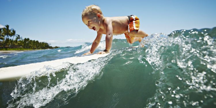 Alldaynews.gr Να μπει το παιδί στην θάλασσα μετά το φαγητό; Δείτε ποια είναι η αλήθεια