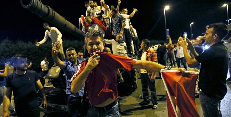 Alldaynews.gr CIA, πρώην Αμερικανό Στρατηγό και πυρήνα στο Αφγανιστάν δείχνουν οι Τούρκοι για το πραξικόπημα!