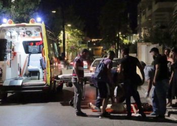 Alldaynews.gr τροχαίο-ατύχημα-ασθενοφόρο-ασθενοφώρο-troxaio