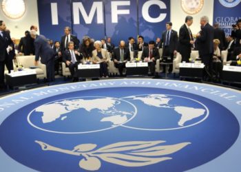 ΔΝΤ: Σεξ, μίζες και… λιτότητα