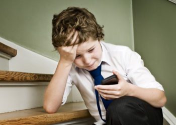 ΠΡΟΣΟΧΗ: Τέλος και με νόμο τα συκοφαντικά σχόλια στο διαδίκτυο! Όλες οι αλλαγές και τα πρόστιμα