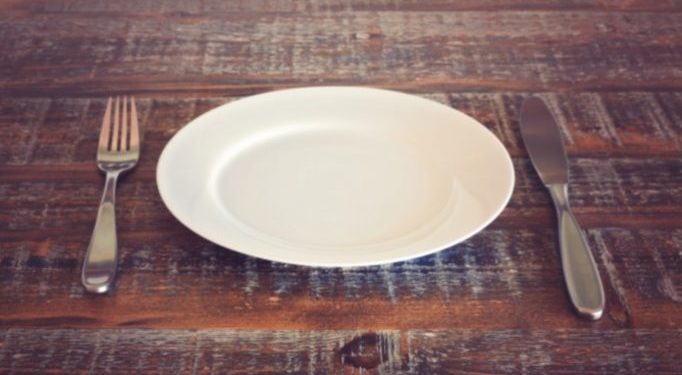 «Μεγάλωσα μέσα στη φτώχεια…Θα έψαχνα στα σκουπίδια ή θα έκλεβα από το μαγαζί στη γωνία» [pic, vid]