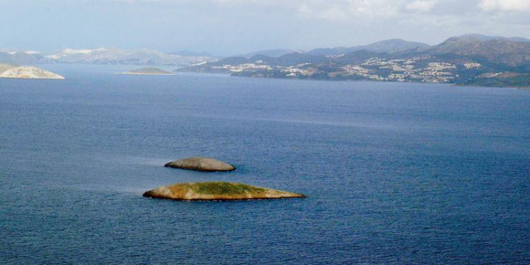 Alldaynews.gr Ο πρώην δήμαρχος Καλύμνου σπάει τη σιωπή του για τα Ίμια και απαντά στον Πάγκαλο. «Είστε επικίνδυνος. Λυπάμαι»