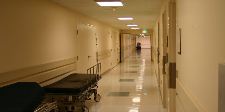 Alldaynews.gr Τραγωδία στην Λάρισα: Τρίχρονο αγοράκι βρέθηκε στο κενό