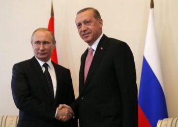 Αλλαγή… σελίδας: Ερντογάν – Πούτιν άφησαν πίσω το παρελθόν και έσφιξαν τα χέρια