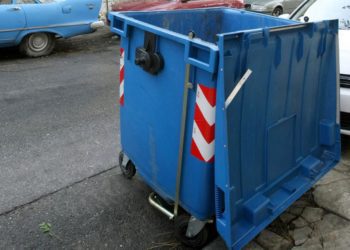 ΦΡΙΚΗ: Βρήκαν νεκρό έμβρυο μέσα σε κάδο ανακύκλωσης