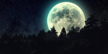 Μύθοι, αλήθειες και προλήψεις για την Πανσέληνο