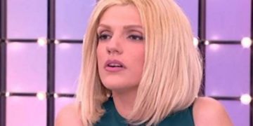 Alldaynews.gr «Έμπλεξε» ξανά η Σταμάτη! Της σήκωσαν το Ι.Χ. έξω από τα γραφεία του Κουρτάκη!