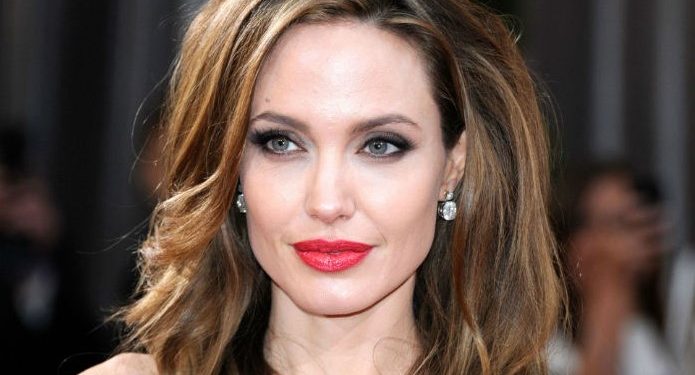 Αυτή είναι η σπιταρόνα που νοίκιασε η Τζολί μετά τον χωρισμό της!![photos]