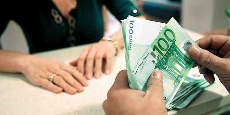 Alldaynews.gr Αιτήσεις για επίδομα 1.000 ευρώ σε μητέρες- Ποιες αφορά; Τι πρέπει να κάνετε