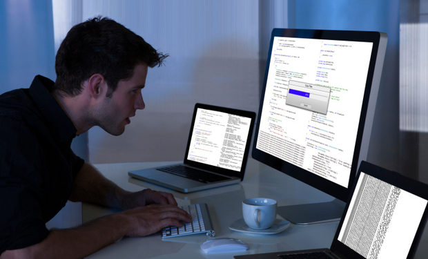 Alldaynews.gr programmer-προγραμματιστής-χάκερ-υπολογιστές
