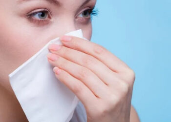 Βλέννα με αίμα από τη μύτη: Υπέρταση, λοίμωξη ή καρκίνος;