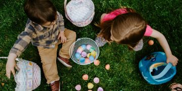 Μεγάλη Πέμπτη: Γιατί βάφουμε τα αυγά κόκκινα σήμερα