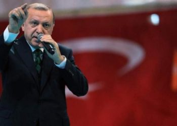 Η οργισμένη απάντηση του Ερντογάν στις ερωτήσεις φοιτητή δημοσιογραφίας – «Ντροπή σου να λες τέτοια πράγματα»