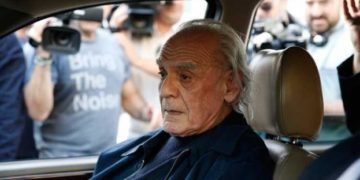 Alldaynews.gr Άκης Τσοχατζόπουλος: Ζω με 1.200 ευρώ σύνταξη, έχω απλήρωτα νοίκια