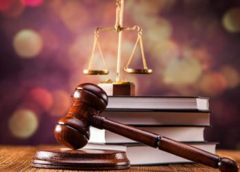 Ψευτοδικηγόρος εξαπατούσε πολίτες για κόκκινα δάνεια -Εμφάνιζε συνεργάτες μέντιουμ και ιερομόναχους