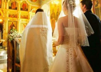 Αρκαδία: Χώρισε τον άνδρα της και παντρεύτηκε τον πεθερό της! Ο λόγος; Δεν πάει το μυαλό σας!