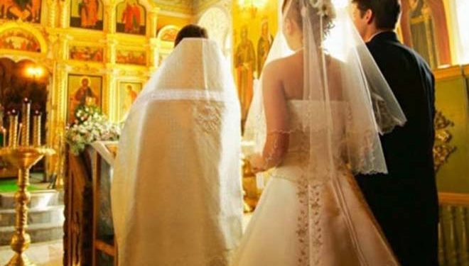 Alldaynews.gr Αρκαδία: Χώρισε τον άνδρα της και παντρεύτηκε τον πεθερό της! Ο λόγος; Δεν πάει το μυαλό σας!