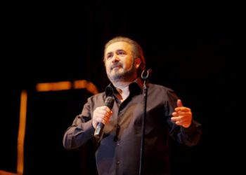 Ξεσπά ο Λάκης Λαζόπουλος: Η κοινωνία δεν ξέρει πού βρίσκεται, χρειάζεται «νεοπολίτευση»