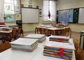 Θεσσαλονίκη: 52χρονος Δάσκαλος πέθανε μπροστά στα μάτια των μαθητών του σε σχολείο